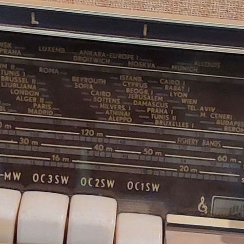 Philips radio from the 1950s used