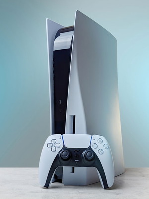 PlayStation 5 конзола като нова с един контролер