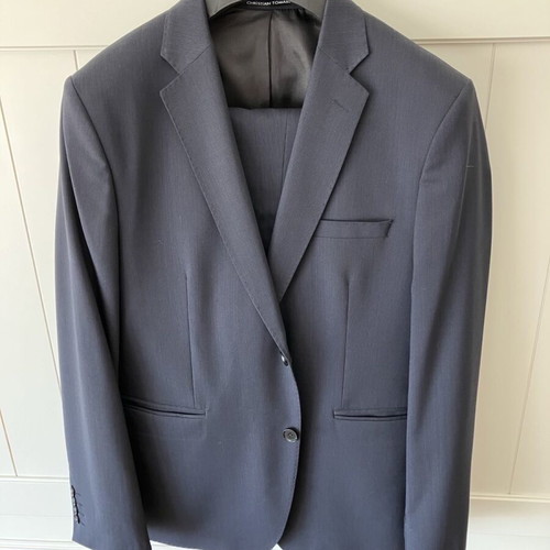 Men's suit like new, size 52, black and blue