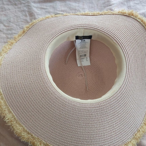 BSB hat like new, one size, beige and pink