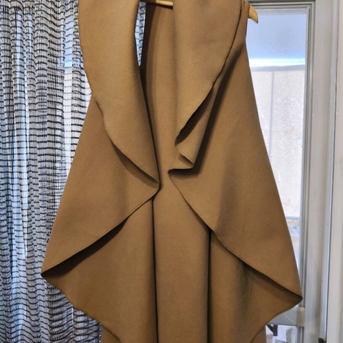A-Style long vest like new, beige alpha line