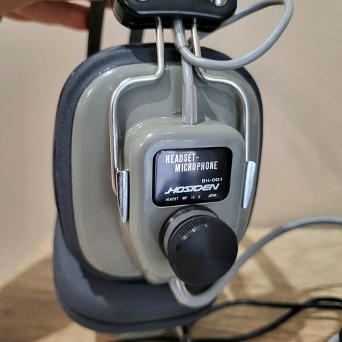 Hosiden BH-001 headphones used in excellent condition