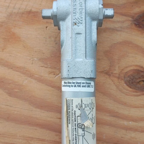 Door automatic closing mechanism new
