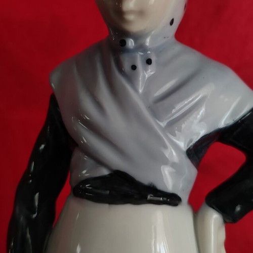 Andrea by Sadek porcelain figure made in Japan 20cm height like new