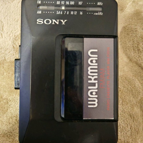 Sony Walkman wm-f2015 with defect, refurbished
