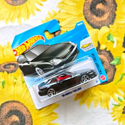 Hot Wheels Honda Prelude new