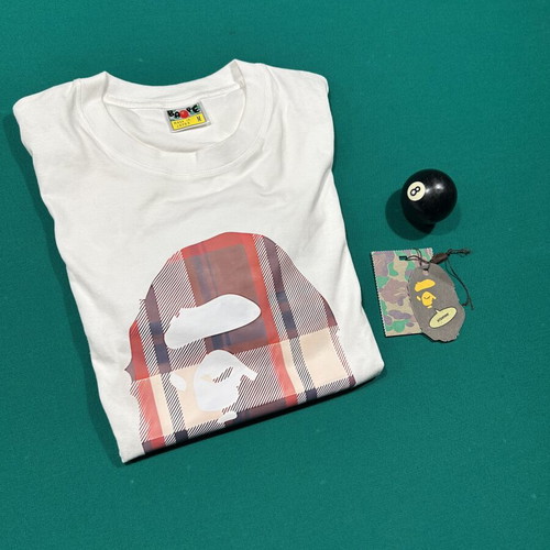 Bape x Burberry Tee used, size M-L, white and beige