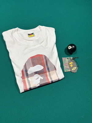 Bape x Burberry Tee used, size M-L, white and beige