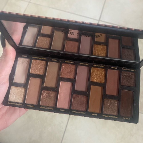 Too Faced The Natural Nudes eye palette like new