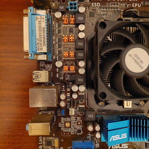 Asus M5A78L LE motherboard with AMD FX 6300 6-core CPU and stock cooler like new