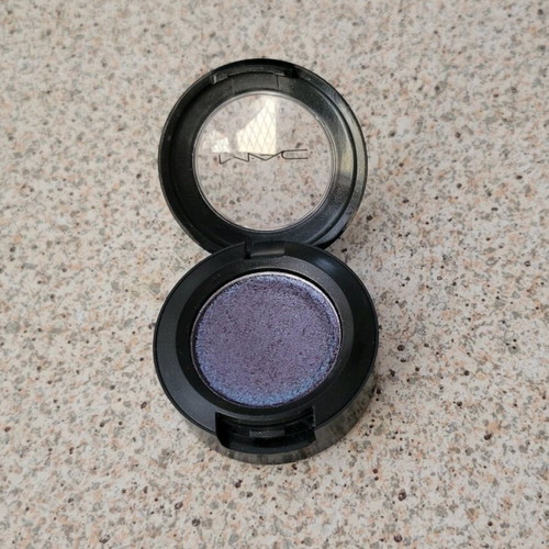 MAC Get Physical Dazzleshadow eyeshadow like new