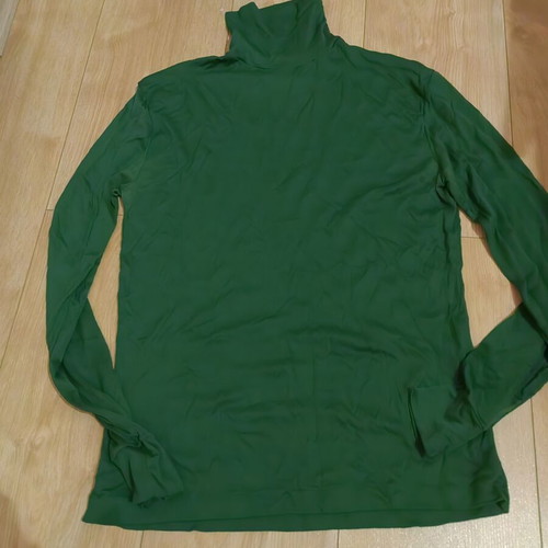 Women's blouse size M, green, like new