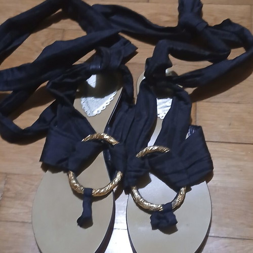 Hookipa black handmade sandals with black ribbons size 37 like new