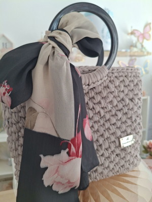 Handmade knitted handbag beige, new