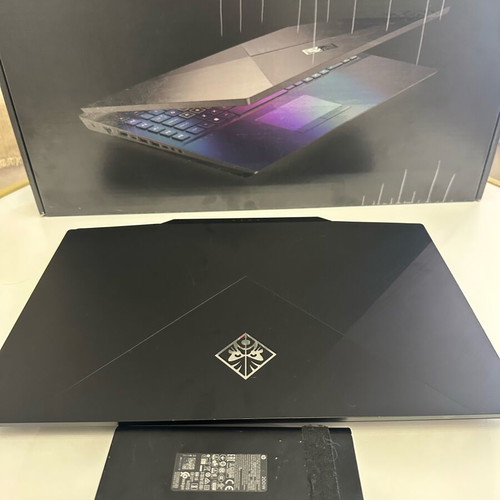 HP Omen 17 laptop like new, i7-9750H, GTX 1660 Ti 6GB, 16GB RAM