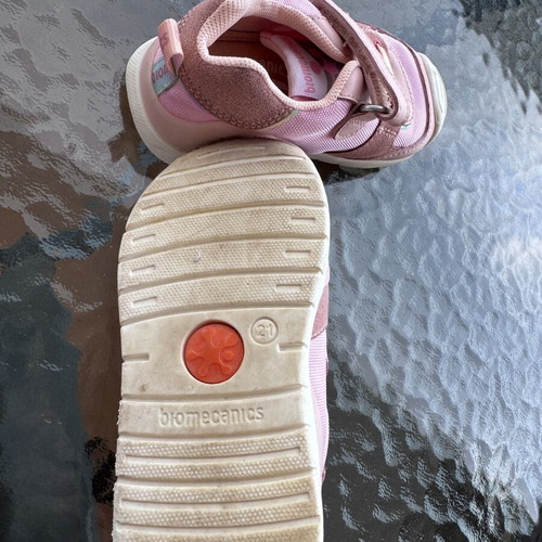 Biomecanics shoes girl like new, set of 3 pairs