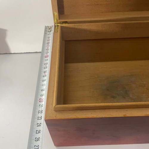 Cherry Wood Cigar Humidor like new with free car gift