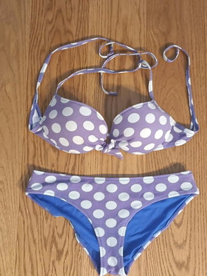 Benetton bikini set like new, polka dot, sizes M-L