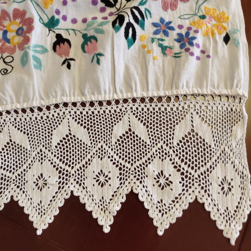 Traditional handmade table runner like new 45x270 cm