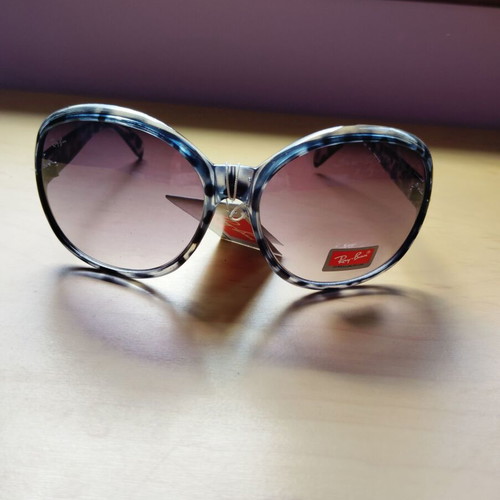 Ray Ban sunglasses new, black and gray color