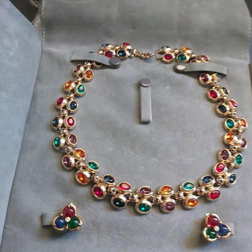 Necklace and earrings set used vintage by Armandos Moustaki