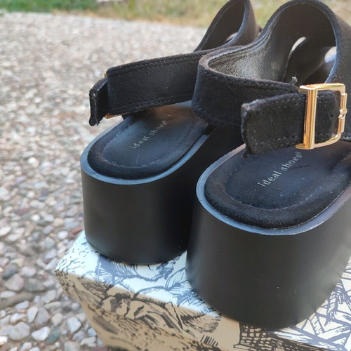 Alta Moda Platforms n39 new black suede