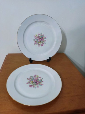 Kaiser round porcelain platters like new, set of 2 with Romantica design
