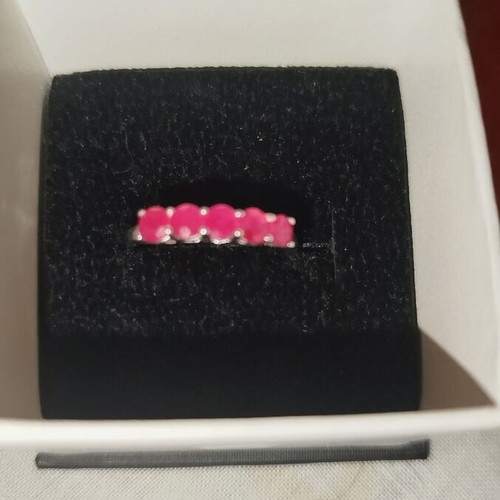 18K Gold Ring with Verneuil Rubies, New