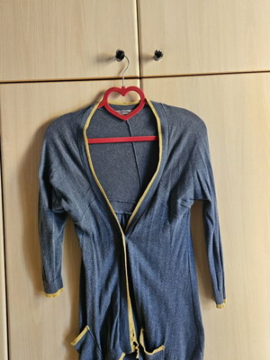 Attrattivo blue cardigan like new