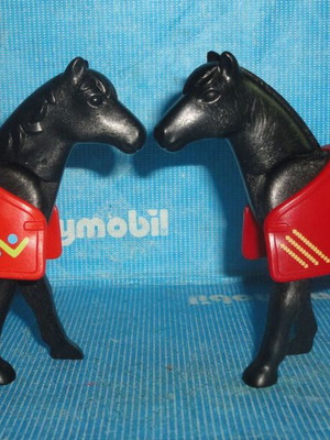 Playmobil set of 2 horses