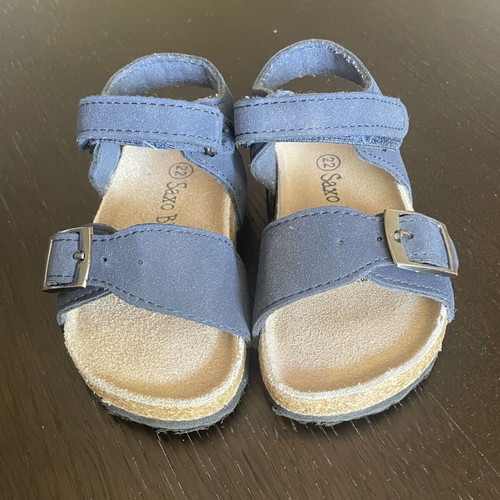 Children's sandals size 22