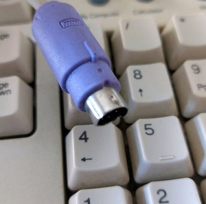 Microsoft πληκτρολόγιο με καλώδιο PS/2