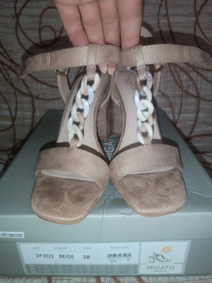 Migato beige suede sandals new, size 38