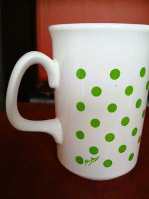 Porcelain mug, English made, signed by creator