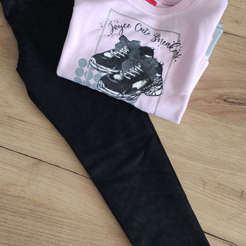 Children's set used for 4-year-old girl