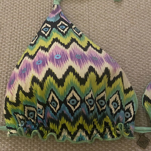 Kayak triangle bikini top used, multicolor, sizes S M