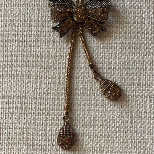 Vintage jewelry set used, necklace and earrings gold-colored