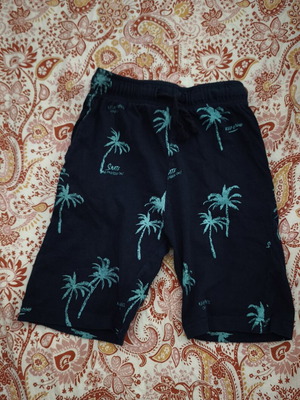 Bermuda shorts for boy 6 years like new, blue turquoise