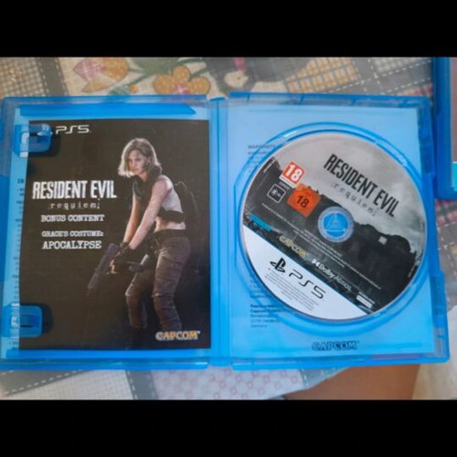 Resident Evil Requiem PS5 like new