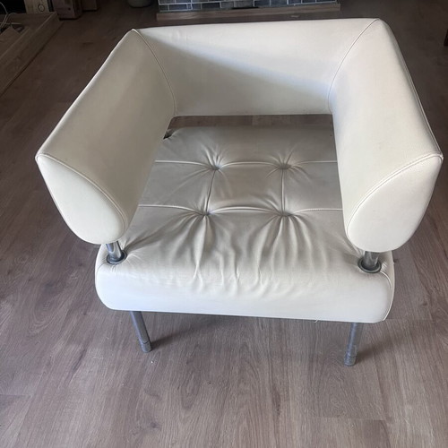 Italian Designer Leather Chair Sitland like new