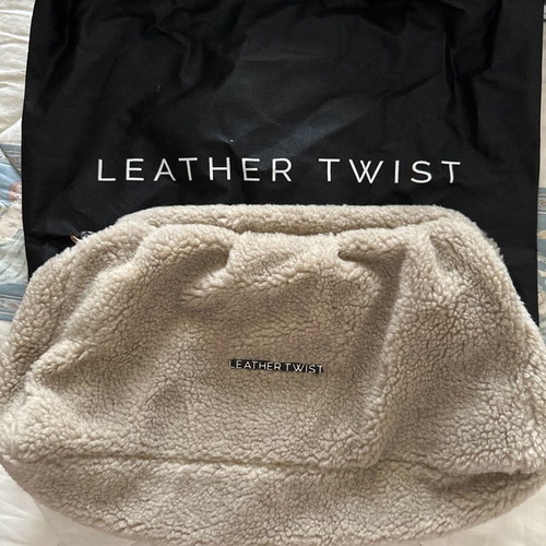 Leather twist clutch new, large beige fluffy with detachable strap