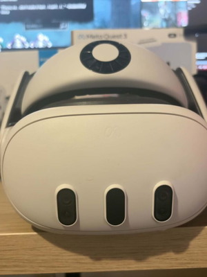 BOBOVR Meta Quest 3 512 GB with S3 Pro Headstrap, battery, controllers protectors, gun stock