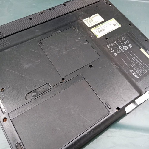 Acer laptop used for parts, as is not working