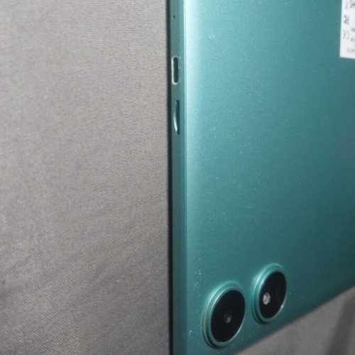 Oukitel OT6 4/64 used, parts or repair, cracked screen