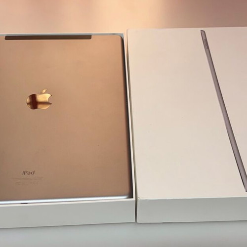 iPad Pro 12.9in 1st Gen 128GB WiFi+Cellular Space Gray Like New