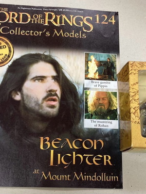 Eaglemoss 2004 Lord of the Rings #124 Beacon Lighter In new condition Price 13 Euros