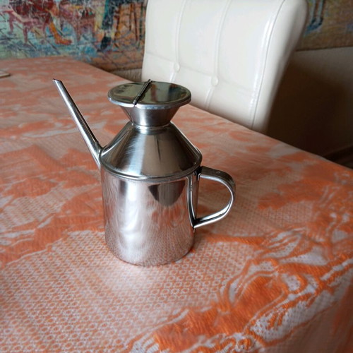 Small stainless steel oil can like new, height 0.13