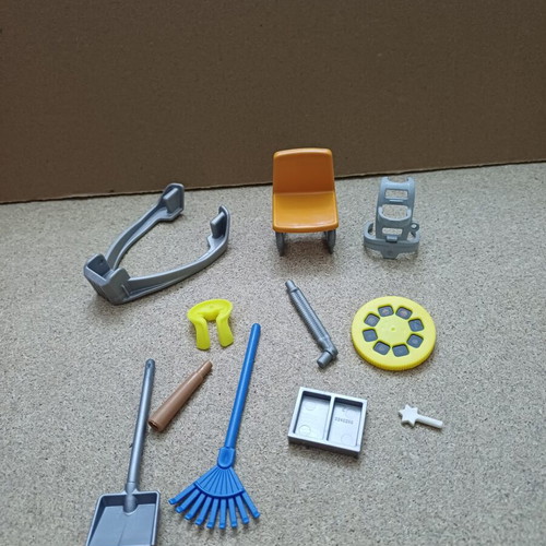 Playmobil spare parts like new, set as shown