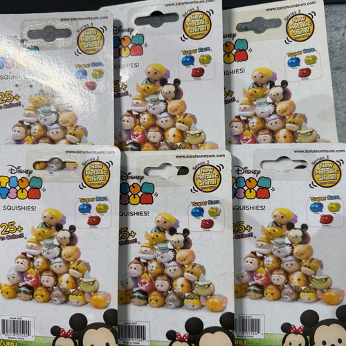 Disney Tsum Tsum Squishies 2-pack like new