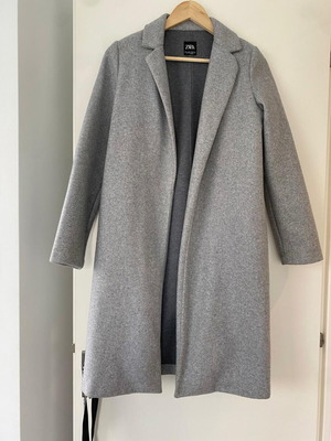 Zara gray coat like new, without buttons or zipper